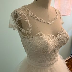 Wedding dress 2 piece